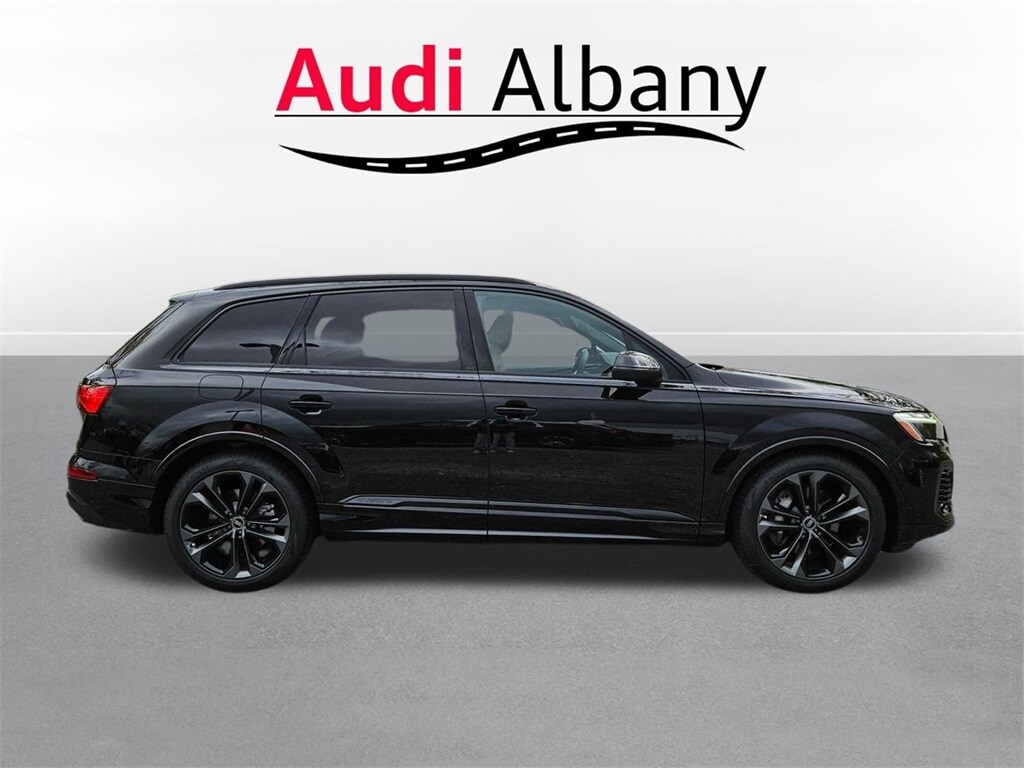 New 2026 Audi Q7 55 Premium SUV