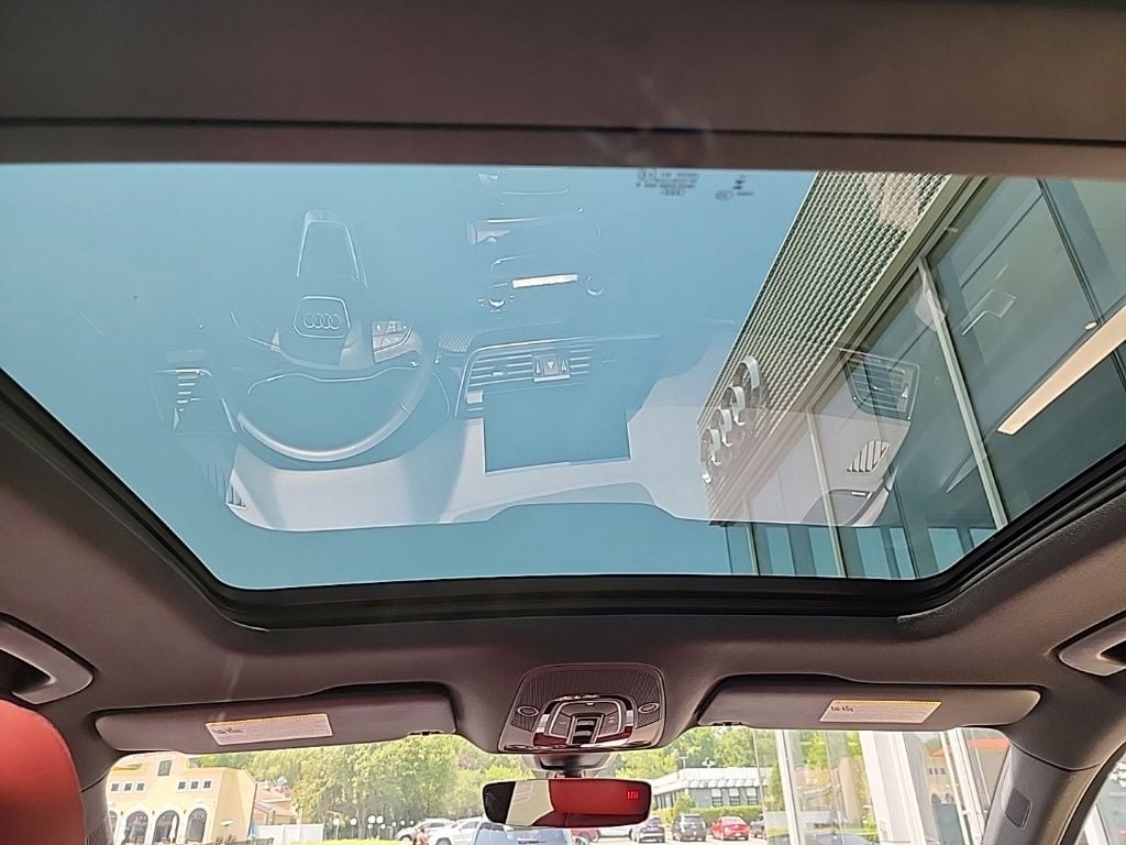 2024 Audi SQ5 Premium Plus - Photo 22