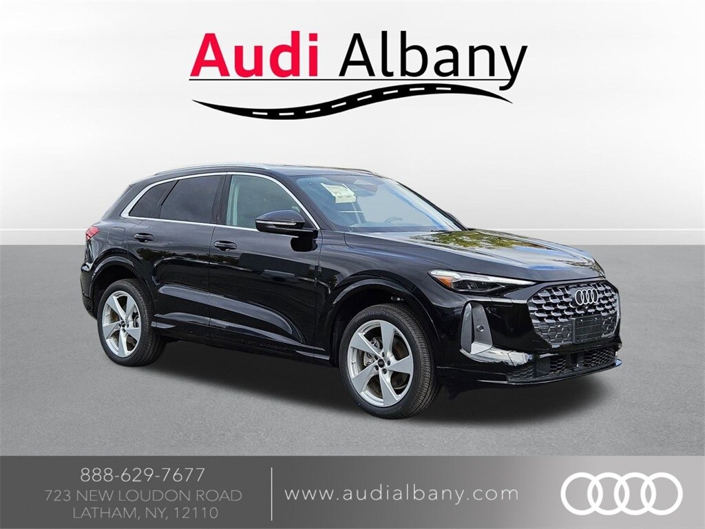 2025 Audi New Q5 Premium Plus's photo