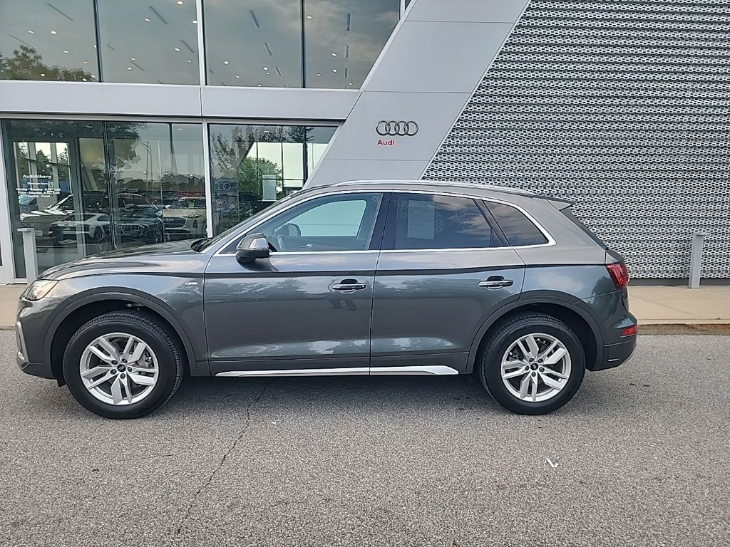 2023 Audi Q5 Premium - Photo 3
