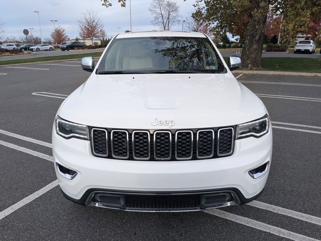 2020 Jeep Grand Cherokee Limited photo 2