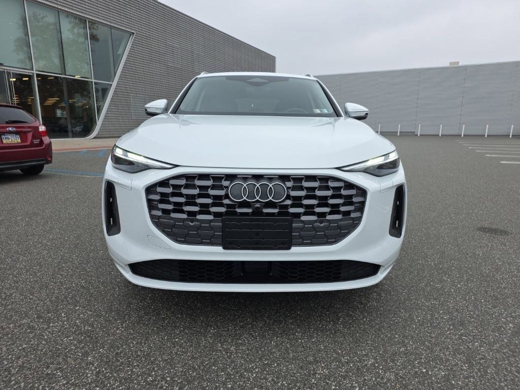 2025 Audi Q5 2.0T Premium photo 2