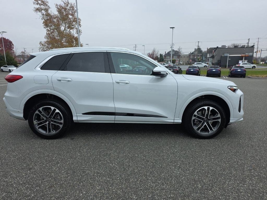 2025 Audi Q5 2.0T Premium photo 4