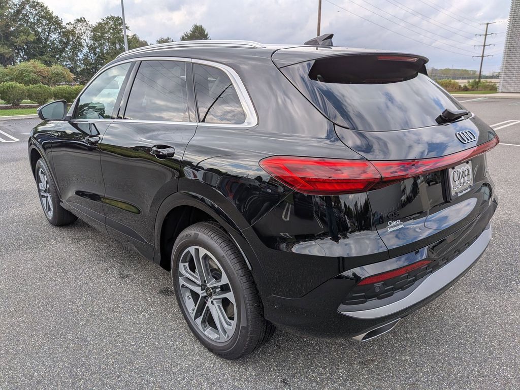 2025 Audi Q5 Premium photo 4