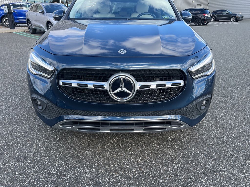 2022 Mercedes Benz GLA 250 4MATIC photo 2