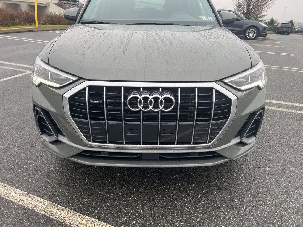 2023 Audi Q3 Premium Plus S line photo 2