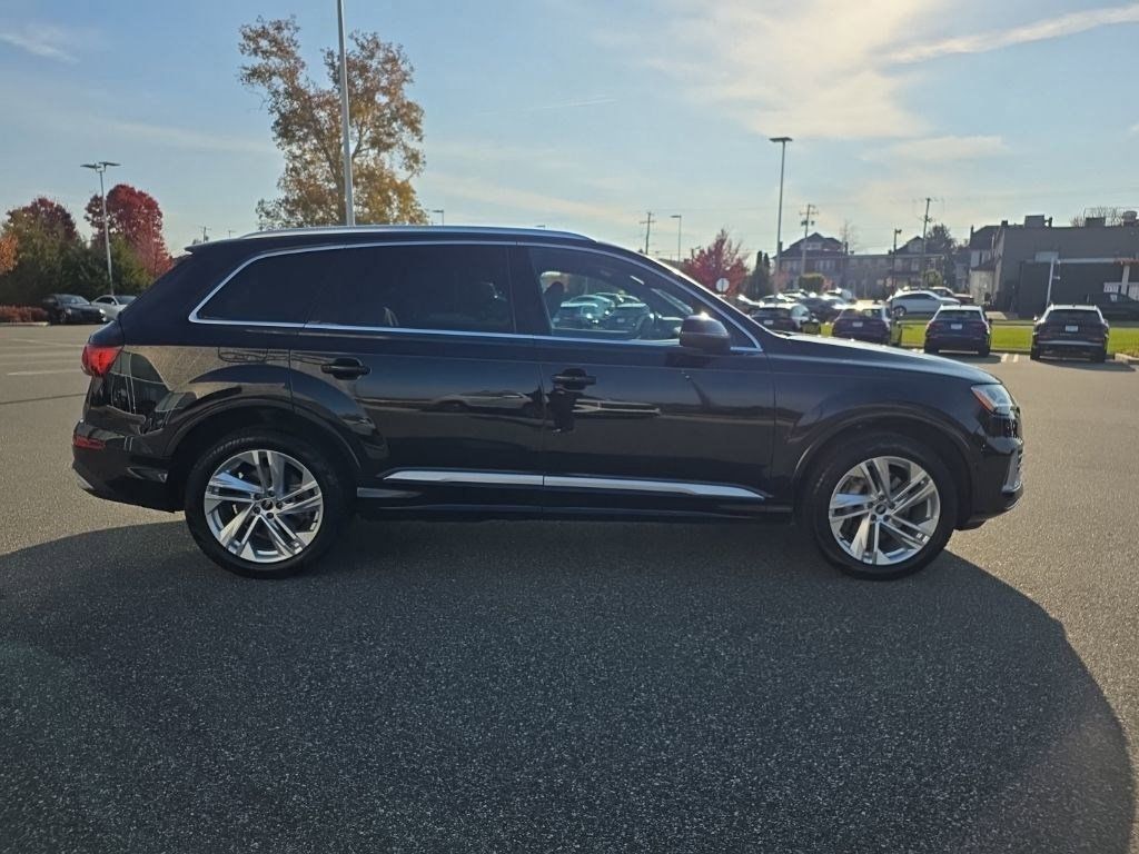 2021 Audi Q7 45 Premium Plus photo 4