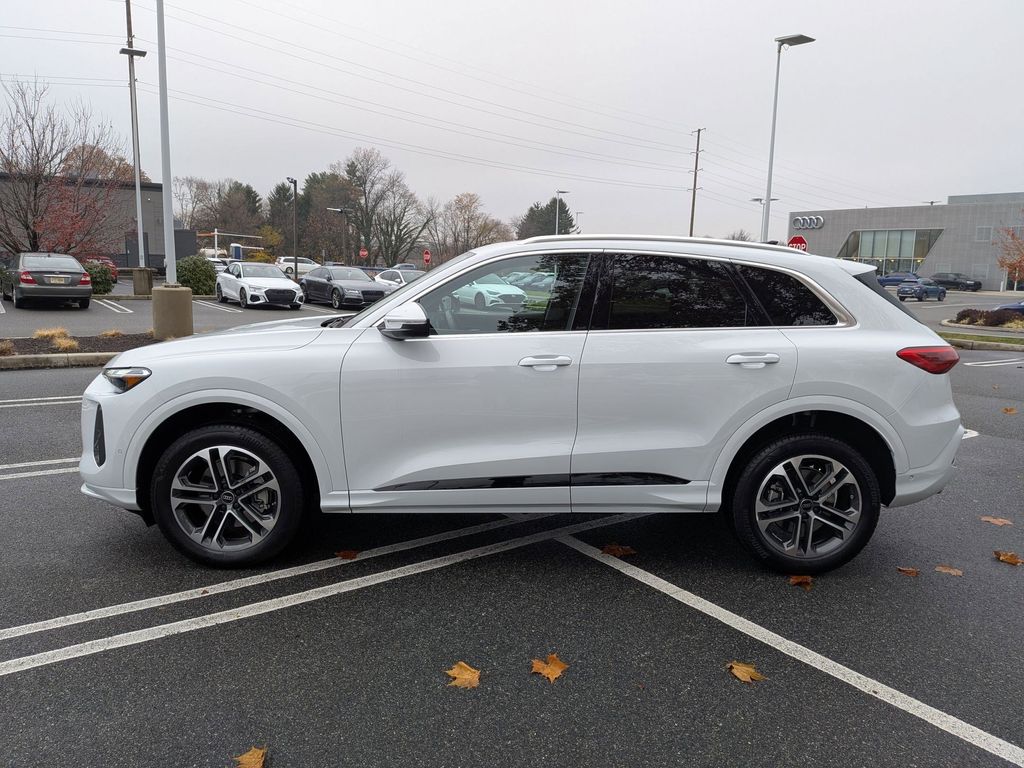 2025 Audi Q5 2.0T Premium photo 4