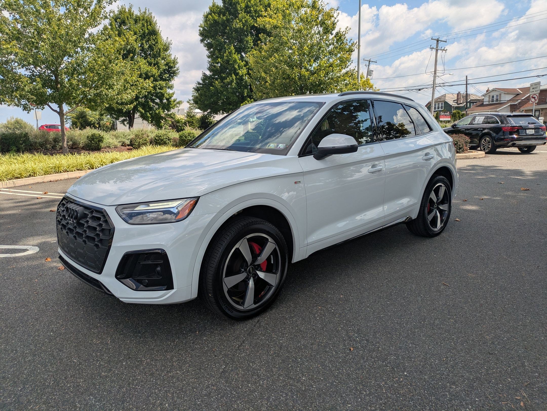 2024 Audi Q5 S line Premium Plus photo 3