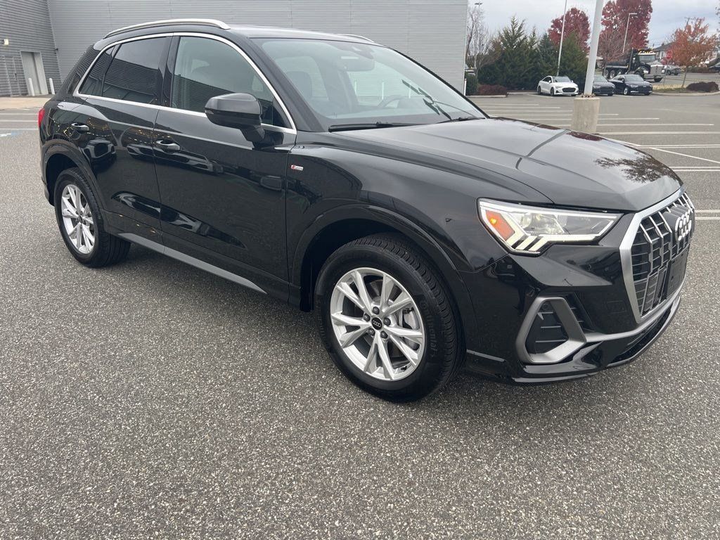 2024 Audi Q3 Premium Plus S line photo 3