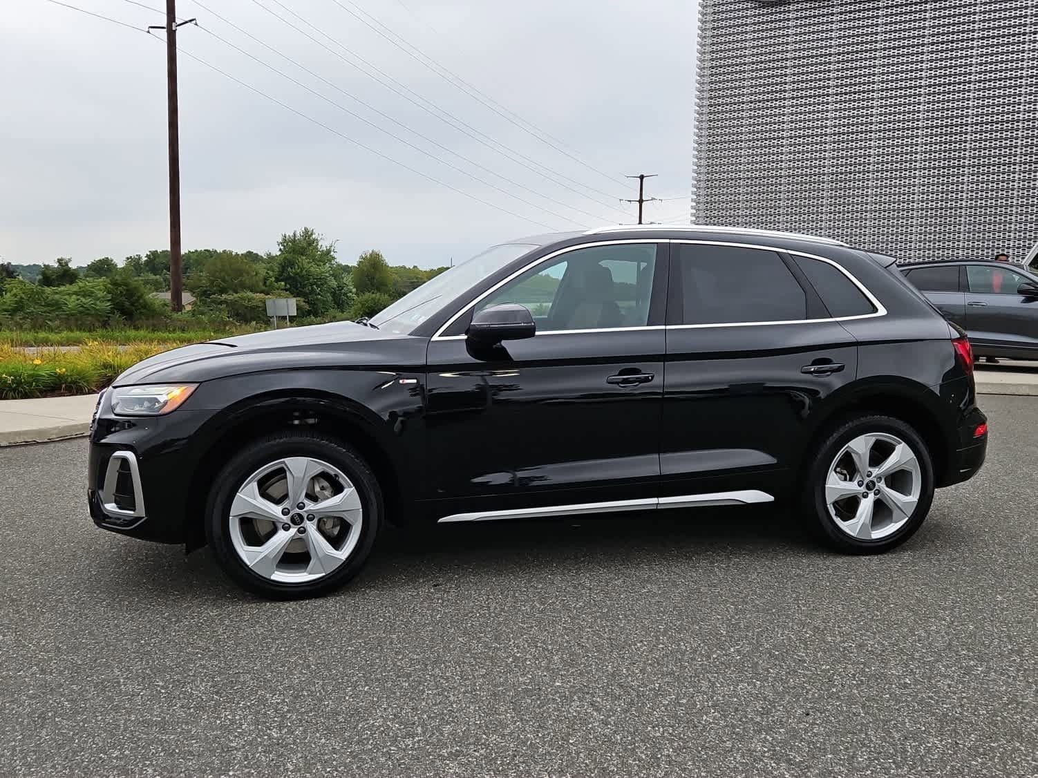 Used 2024 Audi Q5 Premium Plus with VIN WA1EAAFY0R2028978 for sale in Allentown, PA