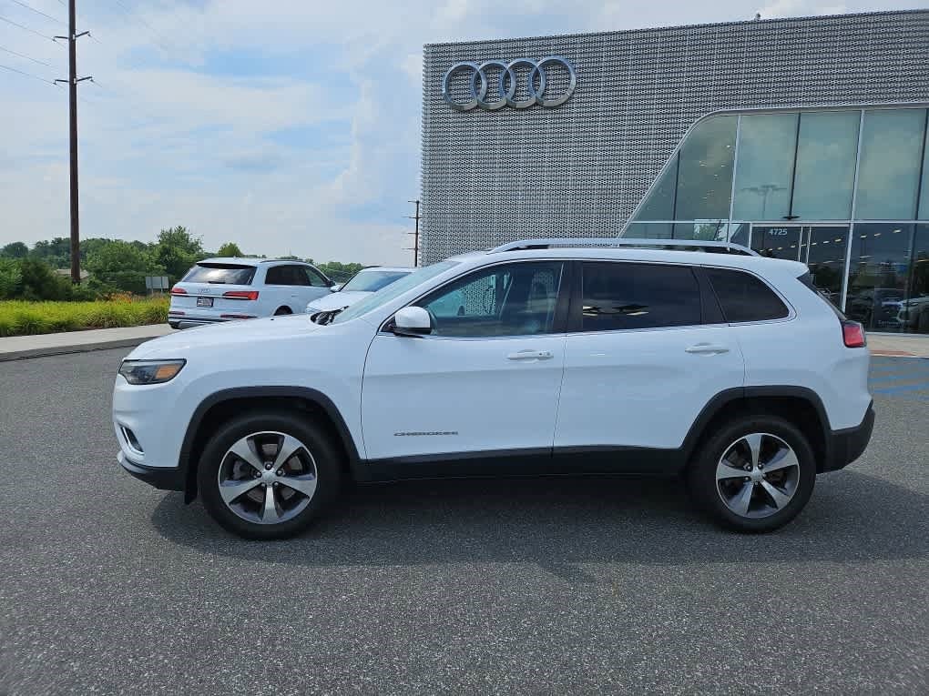Used 2019 Jeep Cherokee Limited with VIN 1C4PJMDX0KD304984 for sale in Allentown, PA