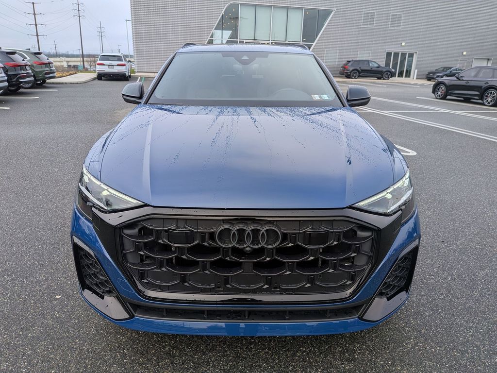 2024 Audi SQ8 Premium Plus photo 2