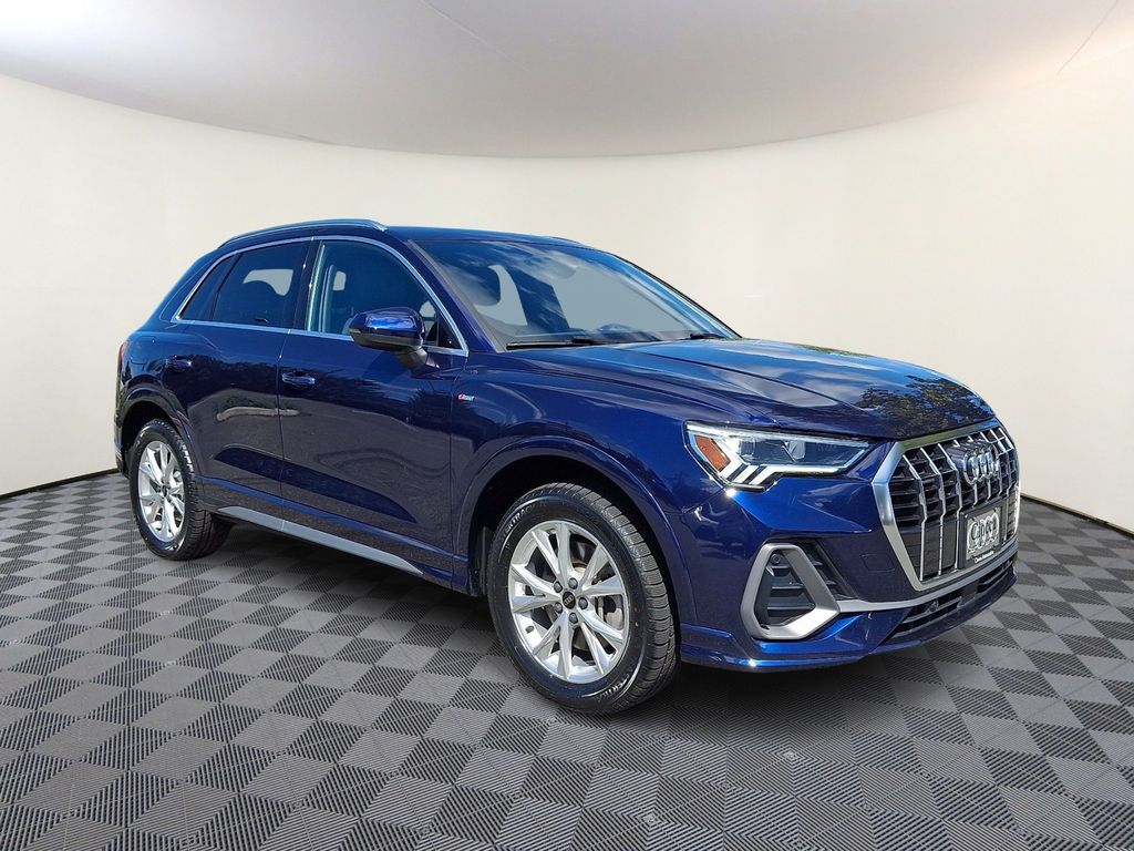 2023 Audi Q3