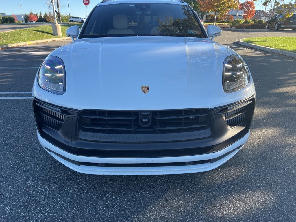 2022 Porsche Macan GTS photo 2