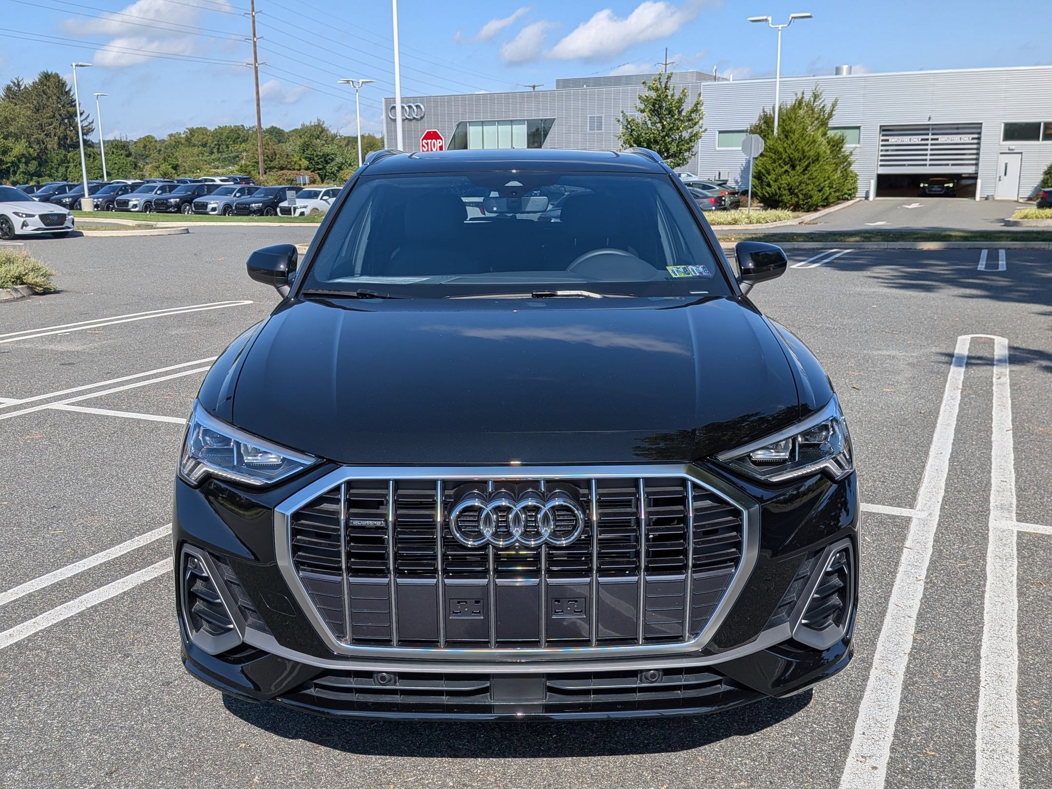 2025 Audi Q3 S line Premium Plus photo 2