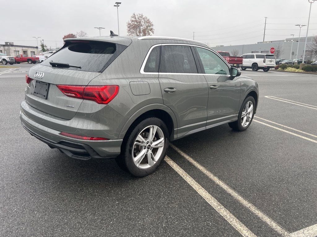 2023 Audi Q3 Premium Plus S line photo 3