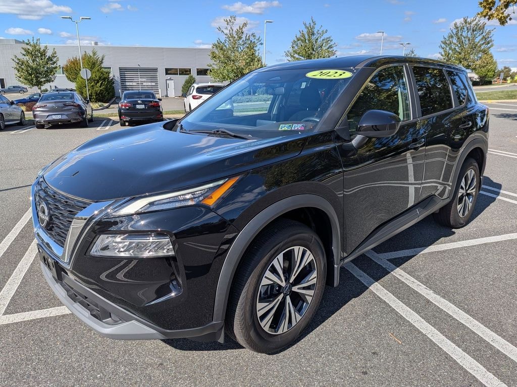 Used 2023 Nissan Rogue SV SUV