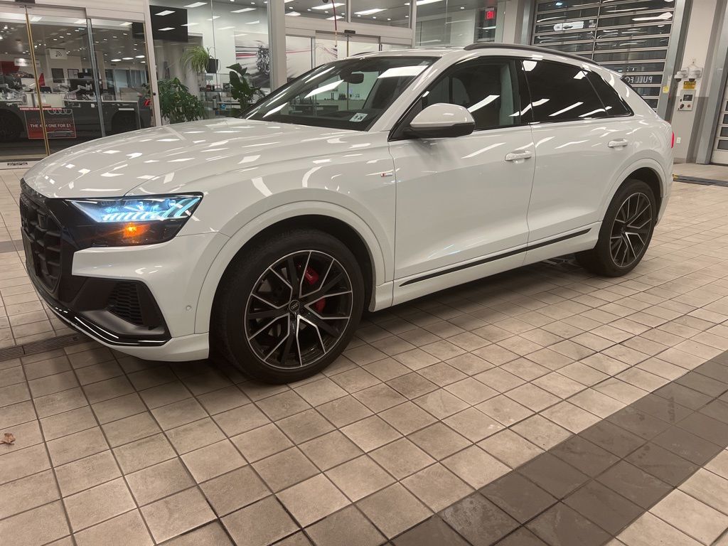 2022 Audi Q8 Prestige's photo