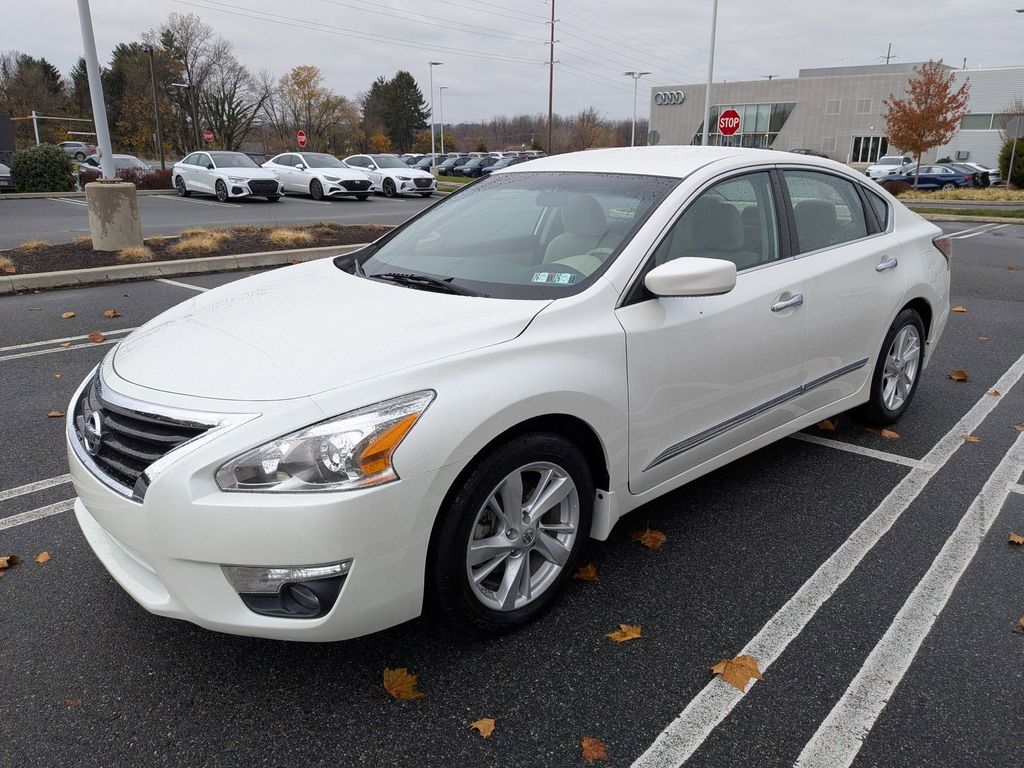 2015 Nissan Altima 2.5 SV photo 3