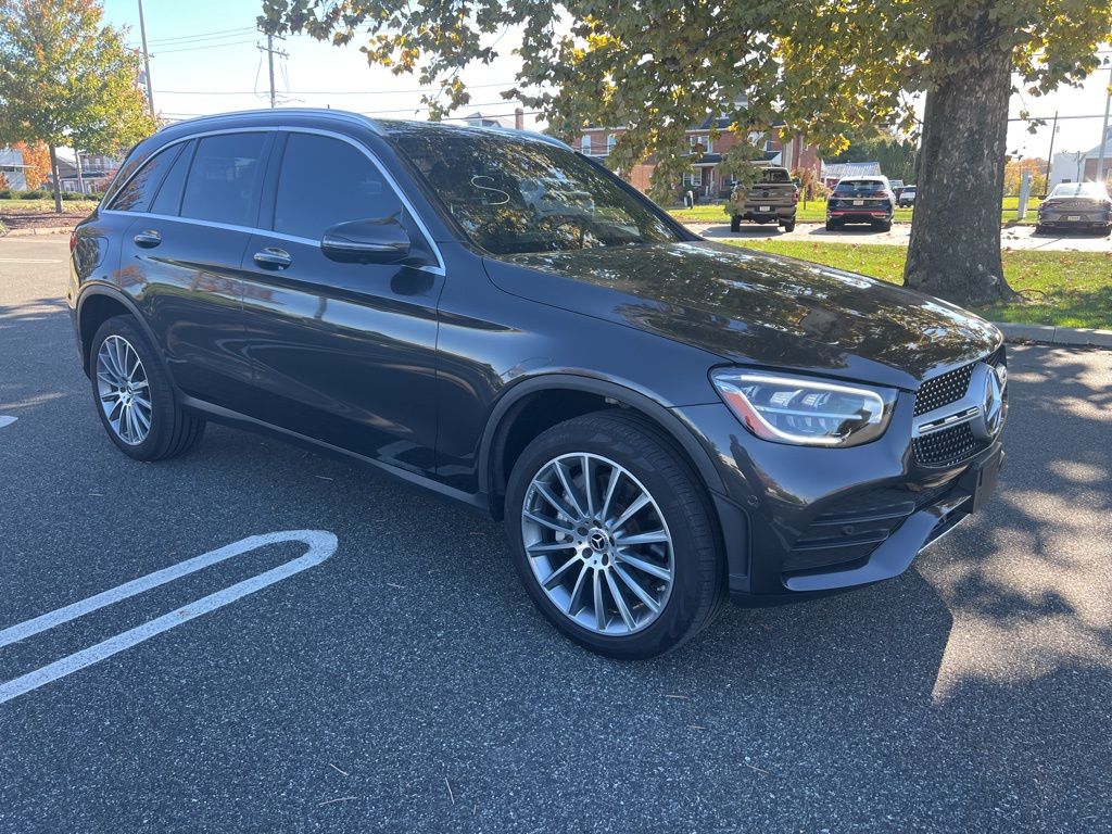 2022 Mercedes Benz GLC 300 4MATIC photo 3