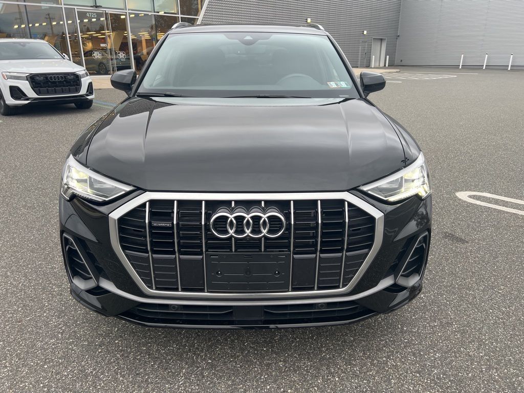 2024 Audi Q3 Premium Plus S line photo 2