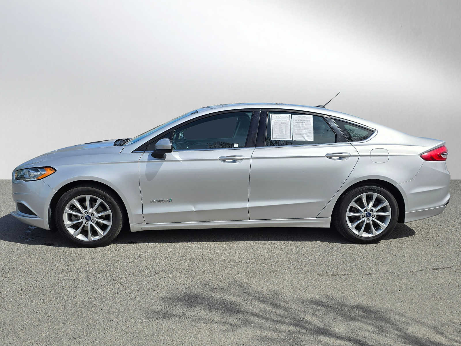 Used 2017 Ford Fusion Hybrid SE with VIN 3FA6P0LU0HR314236 for sale in Anchorage, AK