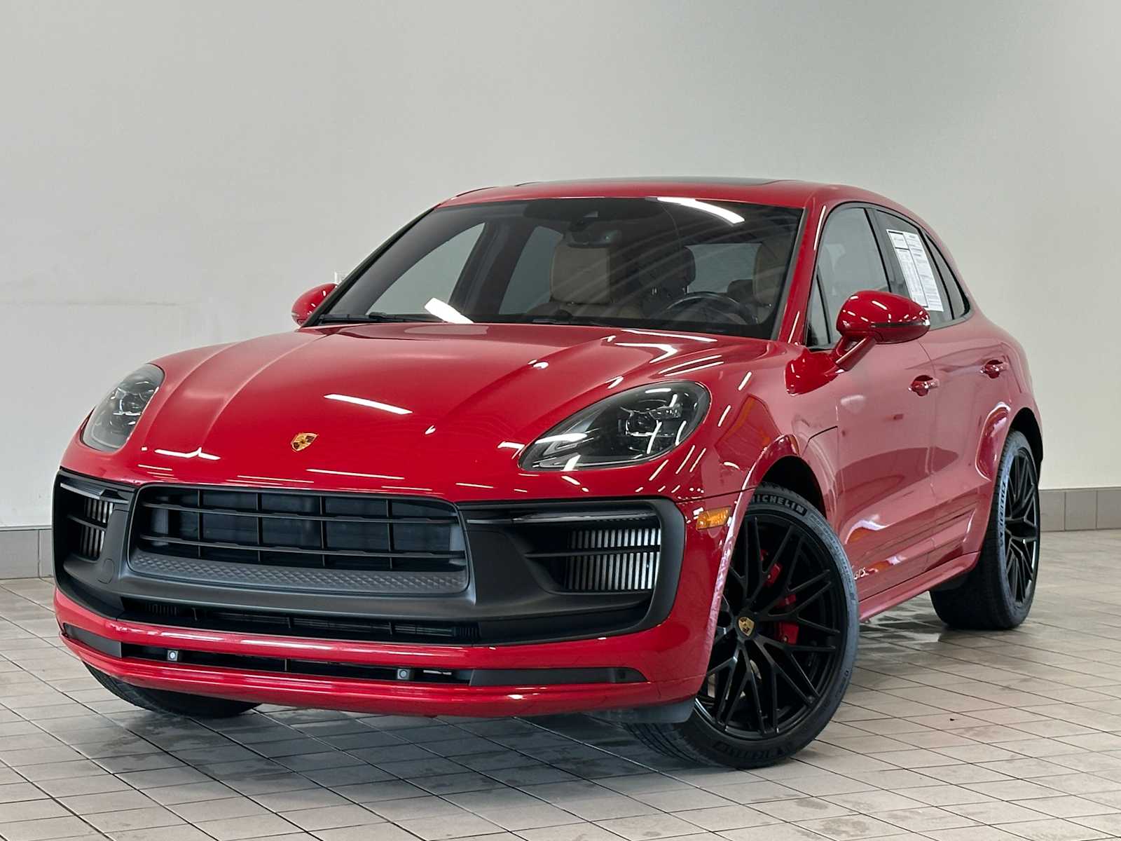 2022 Porsche Macan GTS's photo