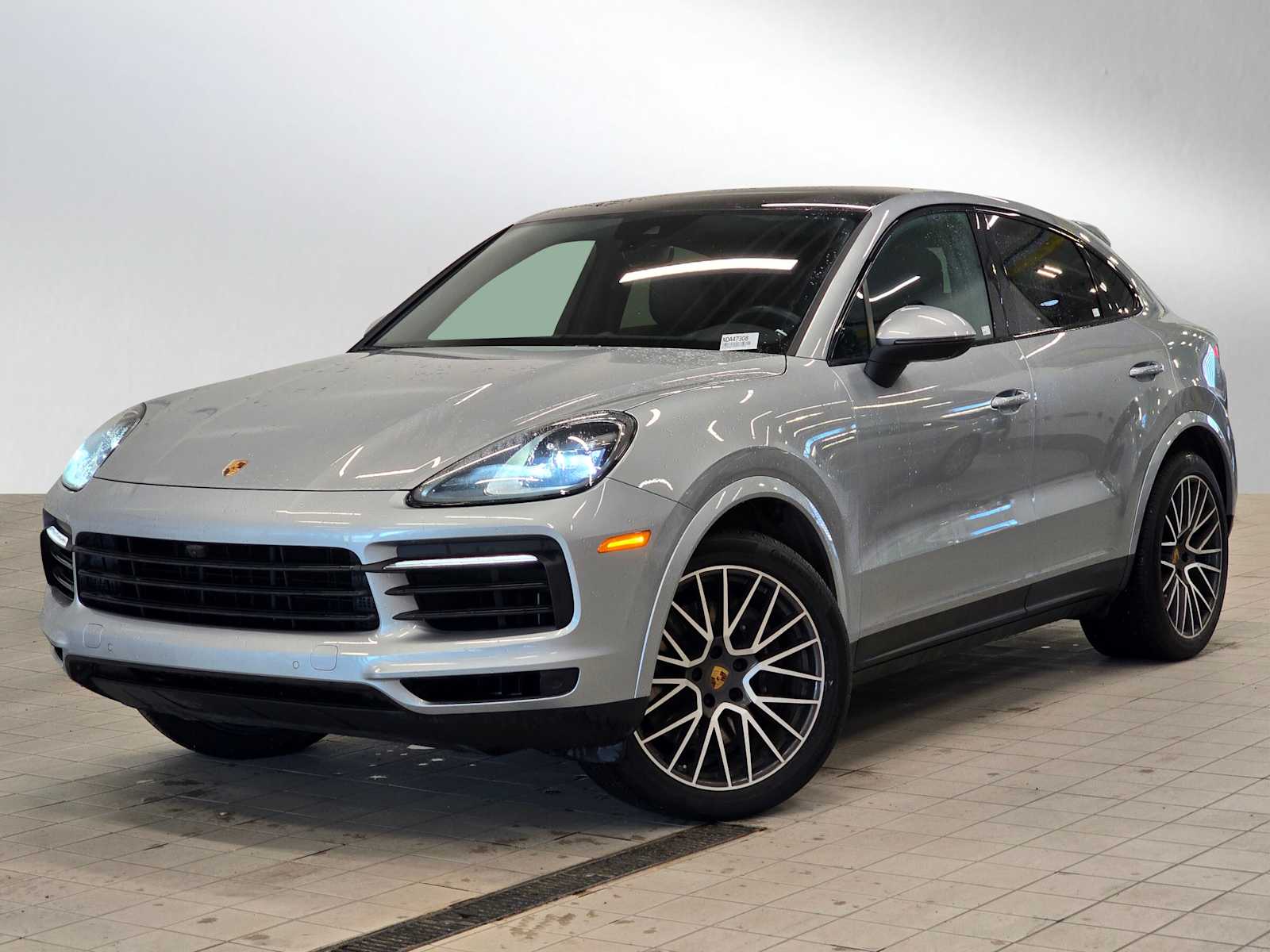 2022 Porsche Cayenne Coup Base's photo