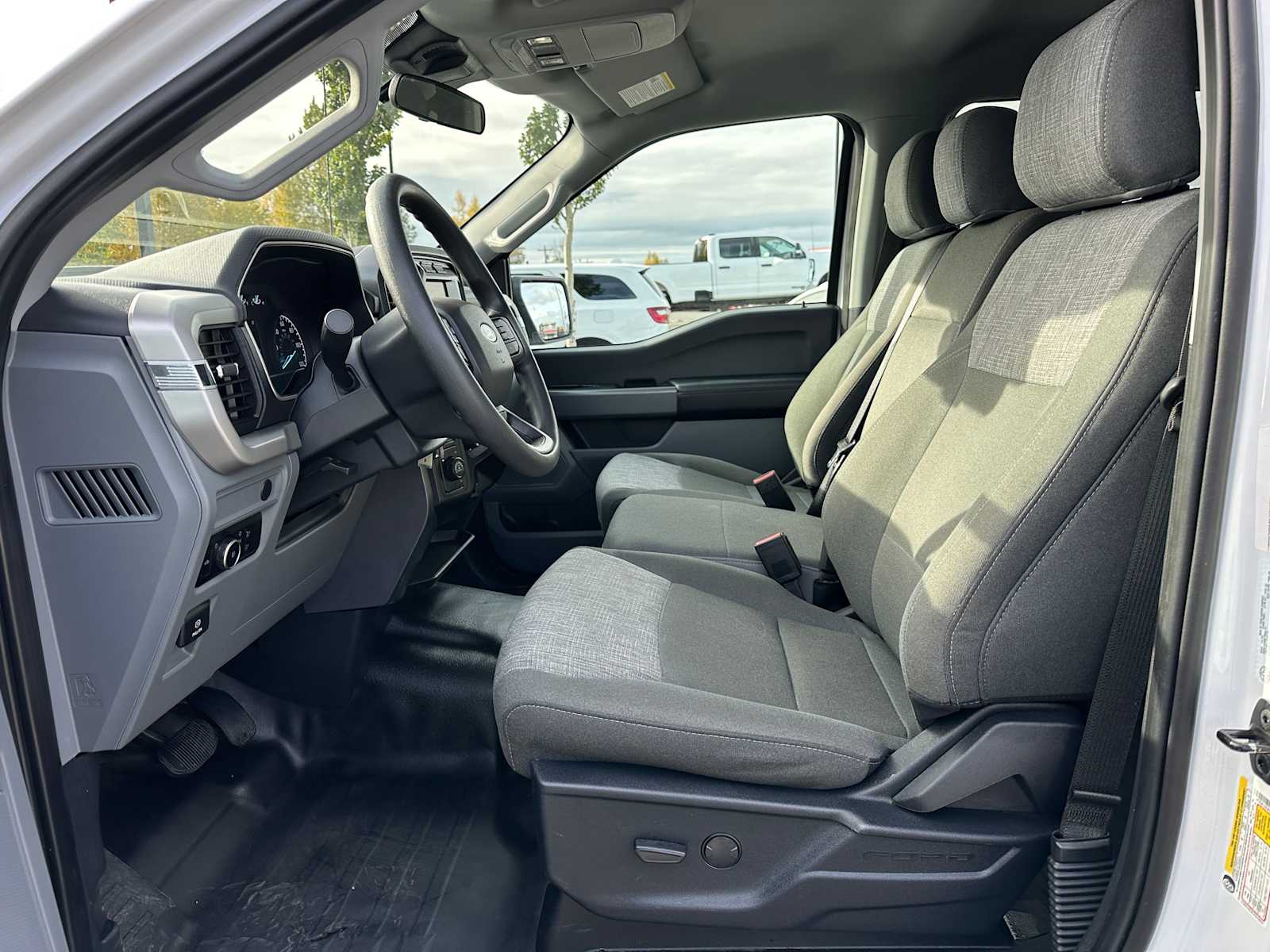 2023 Ford F-150 XL - Photo 20