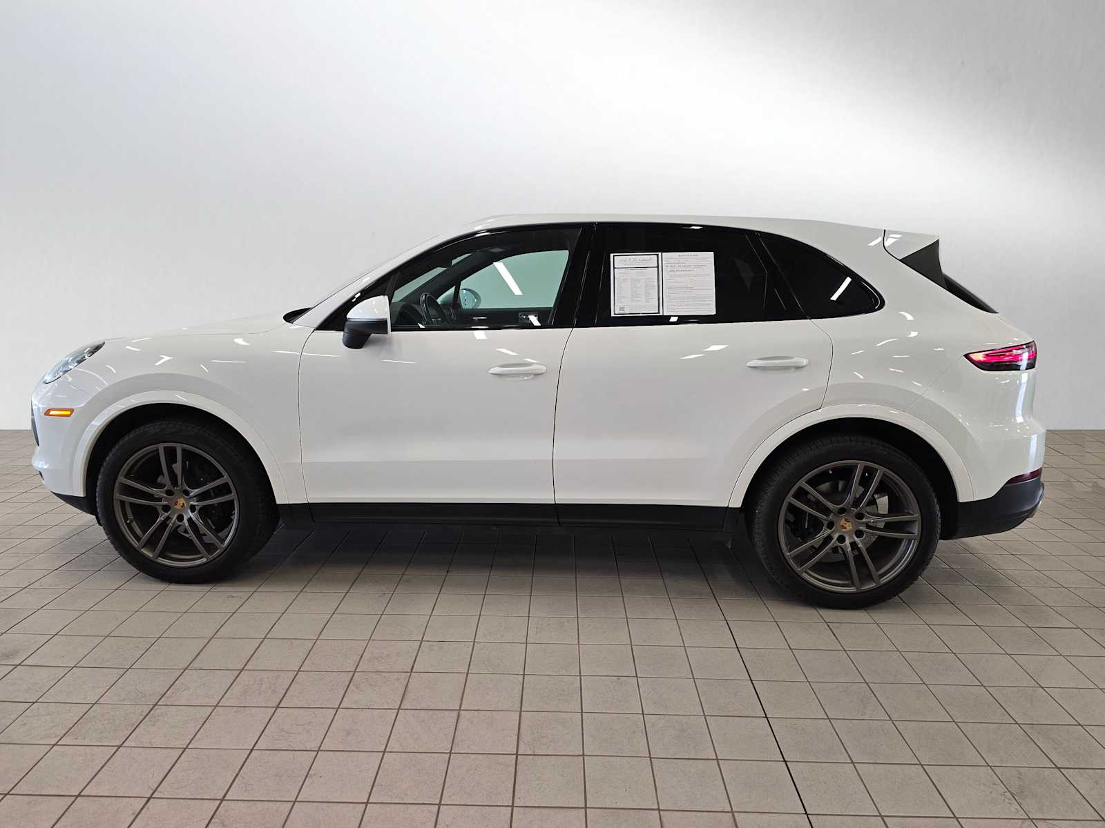 Used 2019 Porsche Cayenne Base with VIN WP1AA2AY9KDA17052 for sale in Anchorage, AK