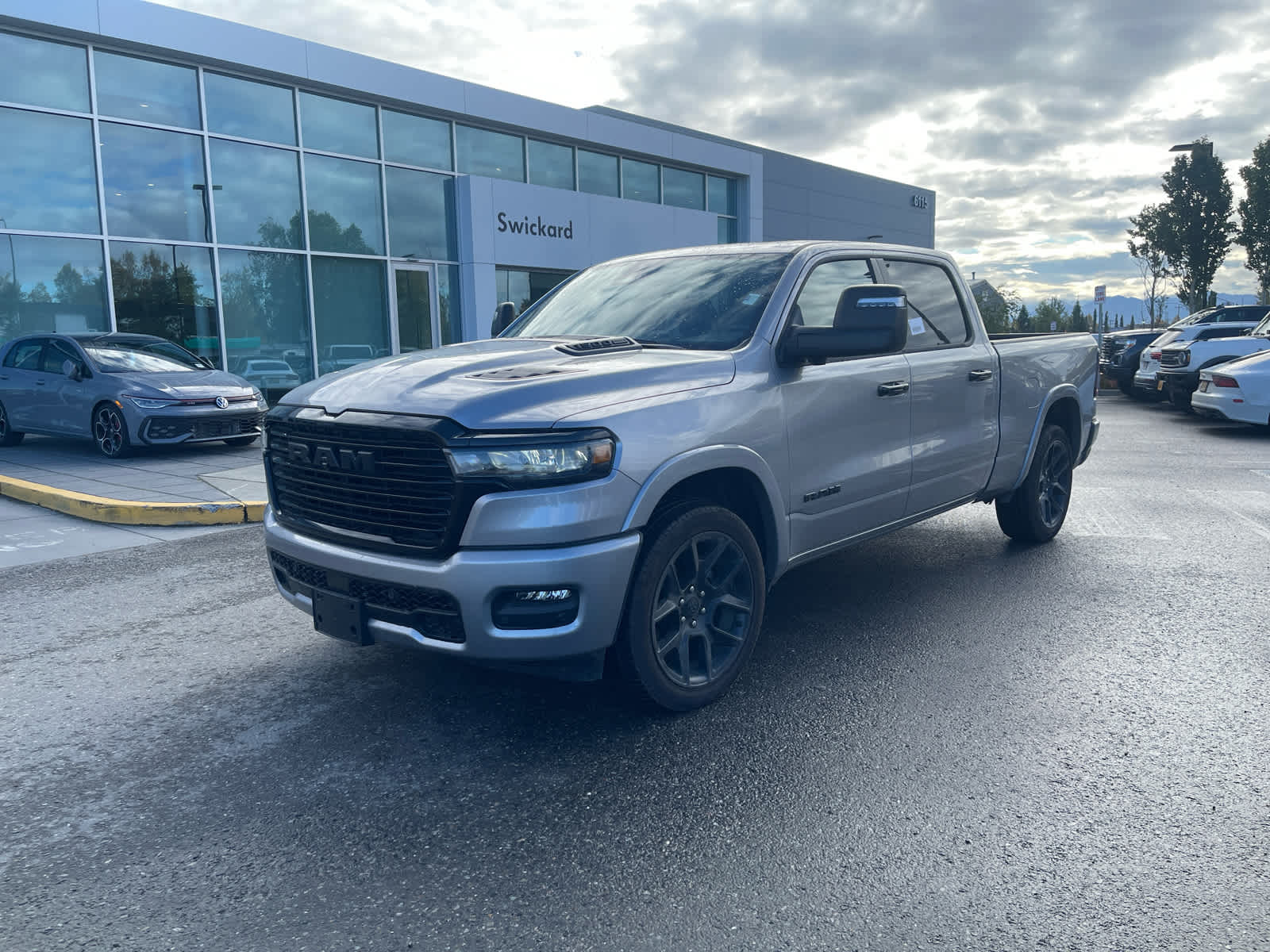 2025 RAM Ram 1500 Pickup Laramie's photo