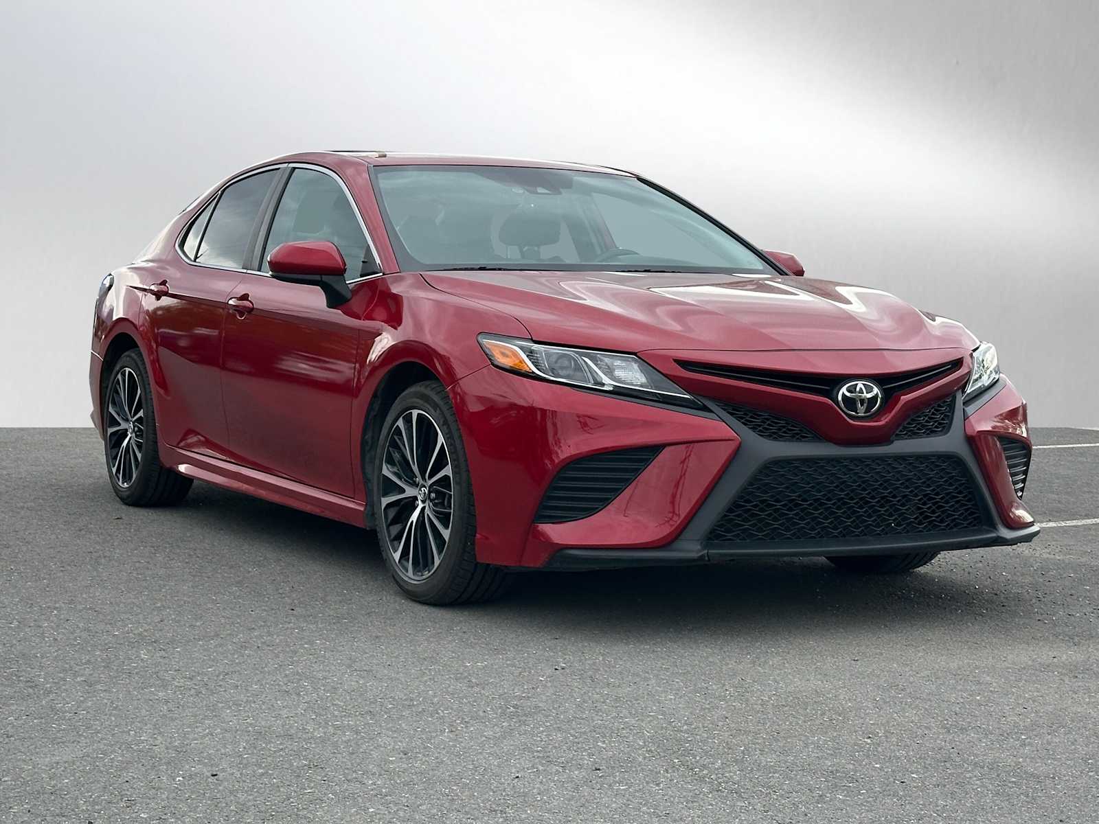 Used 2019 Toyota Camry SE with VIN 4T1B11HK6KU166516 for sale in Anchorage, AK