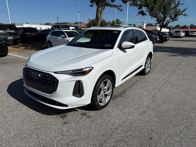 2025 Audi New Q5 Premium Plus's photo