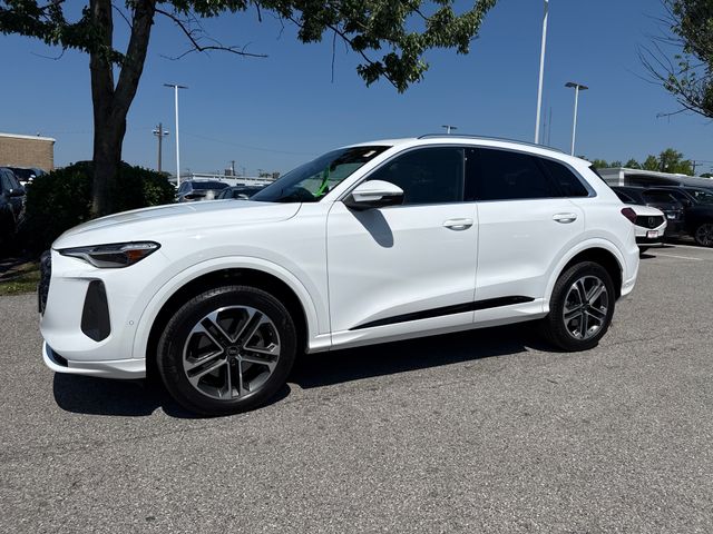 2025 Audi Q5 40 Premium Plus's photo