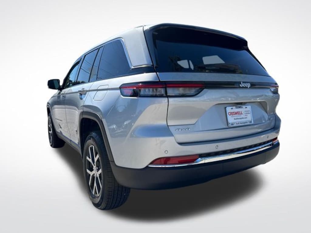 Used 2025 Jeep Grand Cherokee Limited SUV