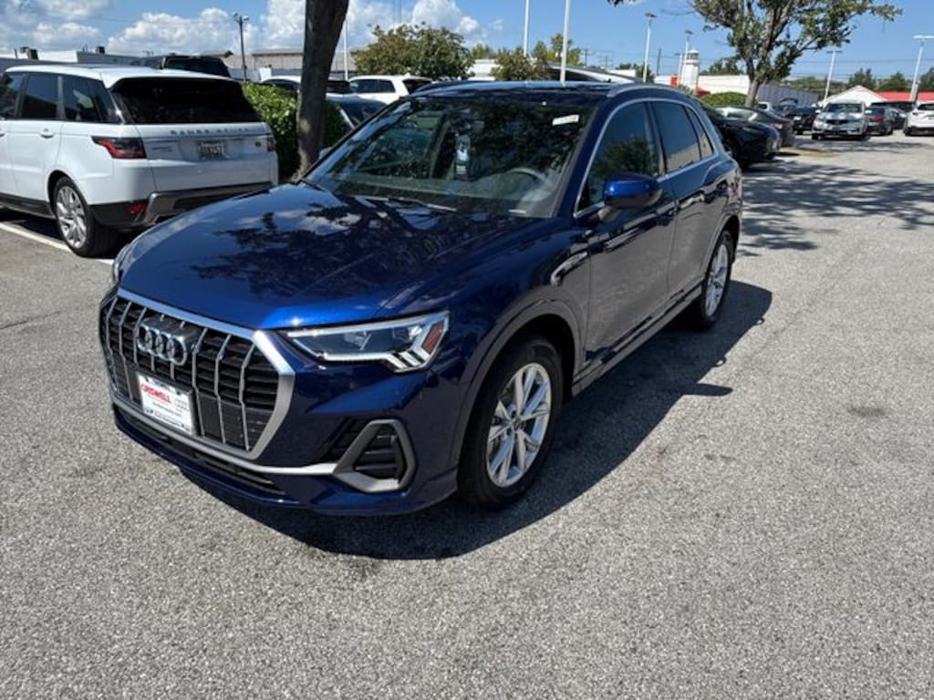 New 2025 Audi Q3 Premium Plus SUV