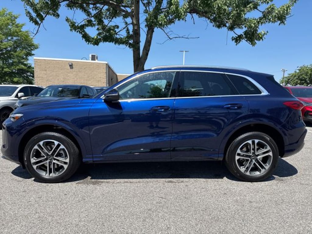 Certified 2025 Audi Q5 2.0T Premium Plus SUV