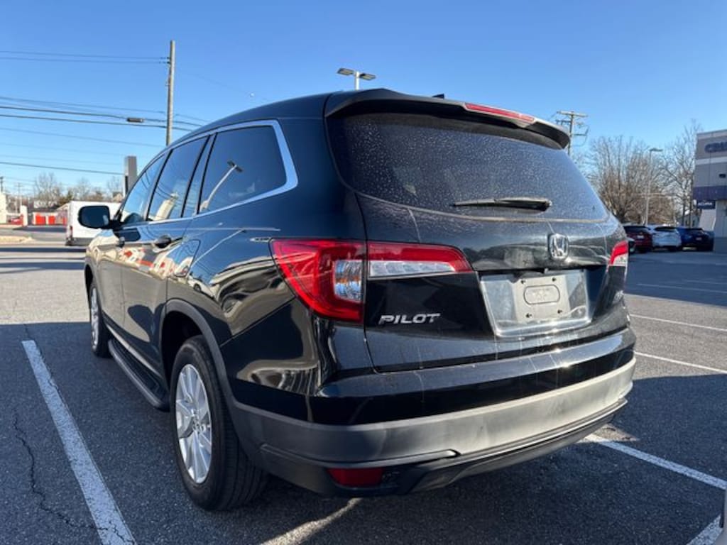 Used 2020 Honda Pilot LX SUV