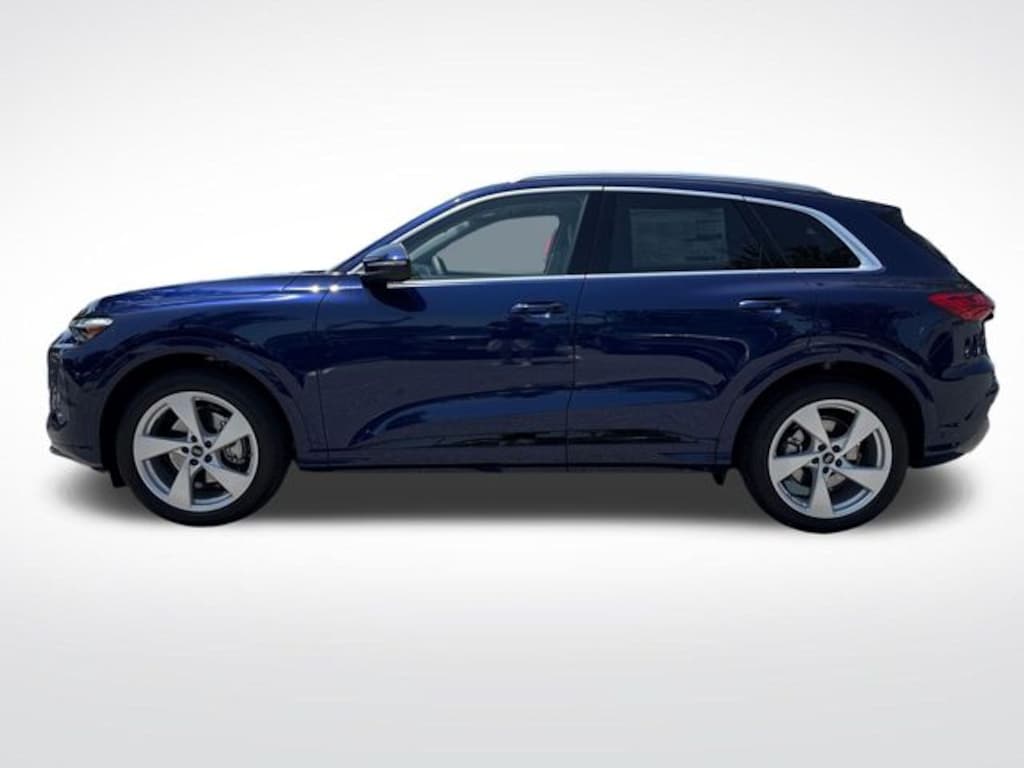 New 2026 Audi Q5 2.0T Prestige SUV