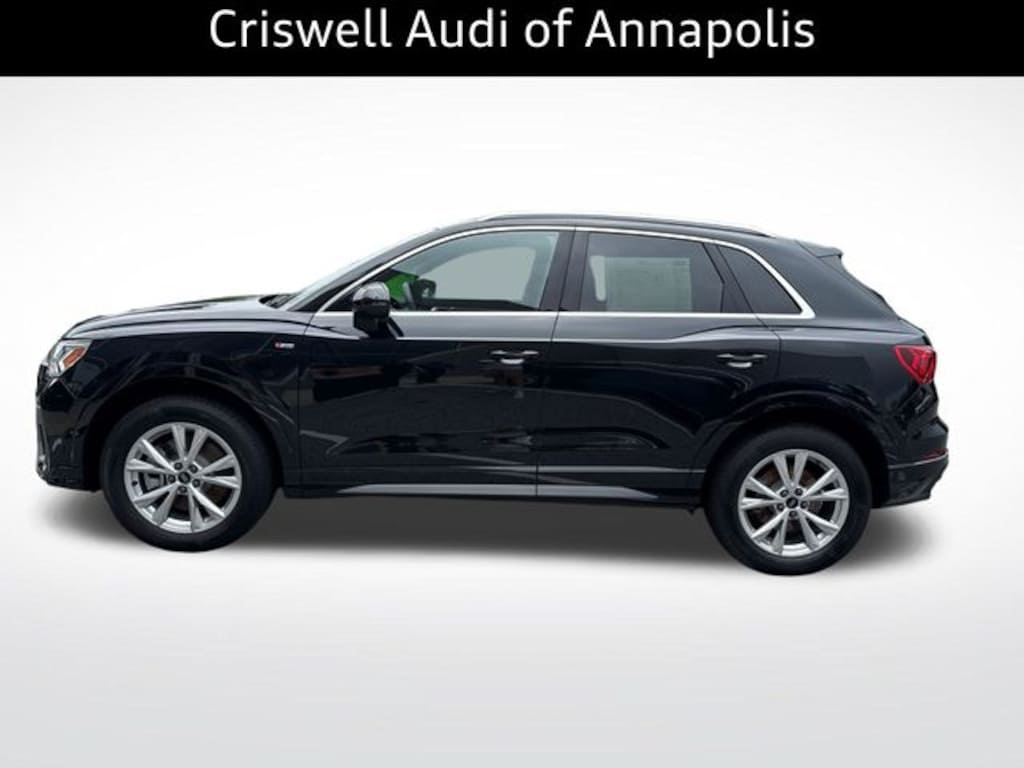 Certified 2025 Audi Q3 Premium SUV