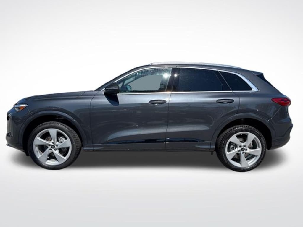 New 2026 Audi Q5 2.0T Premium Plus SUV