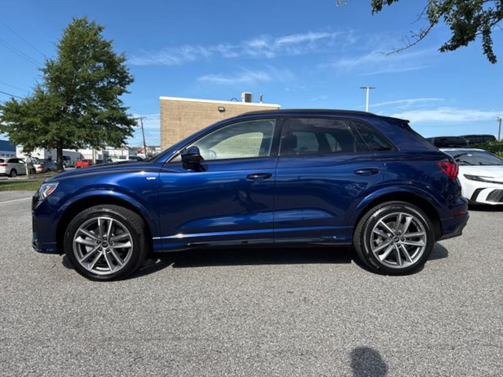 New 2025 Audi Q3 Premium SUV