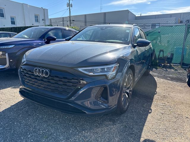 2024 Audi Q8 e-tron 55 114 kWh Premium Plus quattro's photo