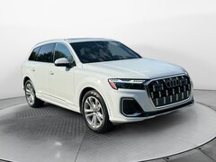 2025 Audi Q7 55 Prestige SUV