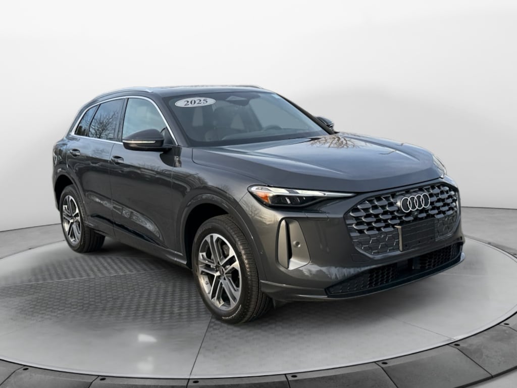 Used 2025 Audi All-new Q5 Premium TFSI quattro S tronic SUV