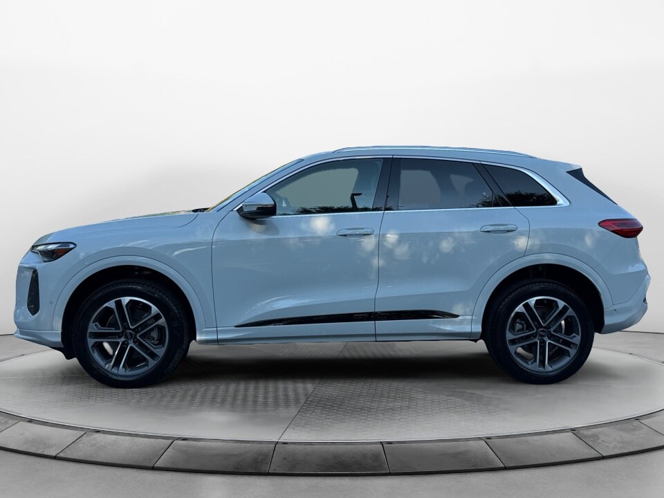 2025 Audi Q5 2.0T Premium photo 4