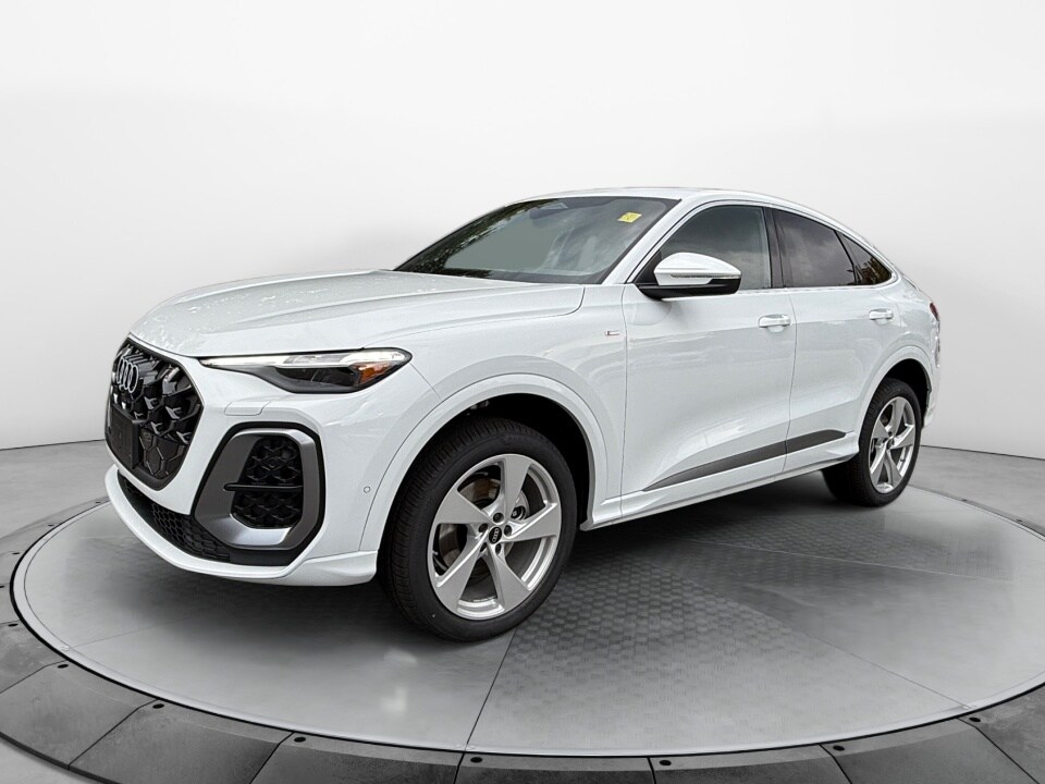 2025 Audi Q5 2.0T Premium Plus photo 2