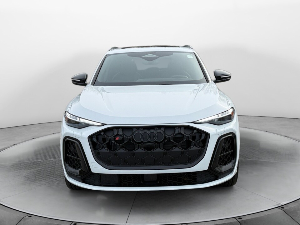 2025 Audi SQ5 Premium Plus photo 2