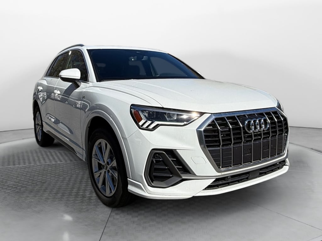Certified 2025 Audi Q3 Premium 45 TFSI S line quattro Tiptronic SUV